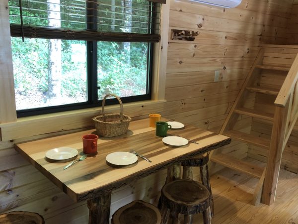 Buzzards Hideaway Dining Area