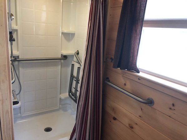 Great Blue Heron bathroon